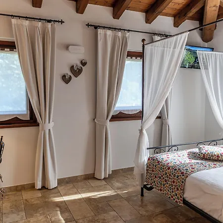 Il Roncal Wine - For Wine Lovers Only Agroturismo Cividale del Friuli