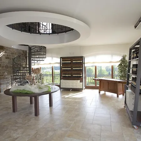 Il Roncal Wine - For Wine Lovers Farm stay